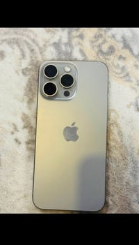 ايفون 15 برو ماكس بطاريه 84  ذاكره 256  شرق اوسط  نضافه 100%  ضمان ع ا...