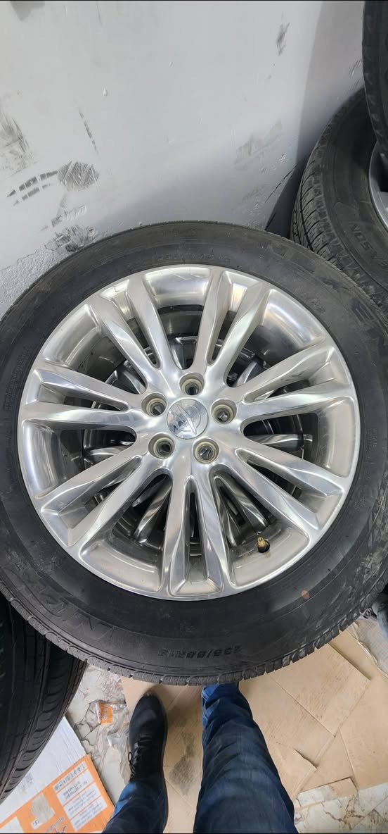 السلام عليكم...
ويل مكسيكي اصلي نظافة 90 بالمية للبيع او مراس السعر 5 ورقات بيهن واحد بيه فطر بصيط مأشر عليه وبيه مجال مكاني ناصرية...
استفسار/ *********** //***********
