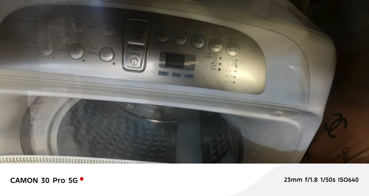 عندي هاي الغساله للبيع اوتماتيك ١٢كيلو شغاله ونضيف بس بيه عطل بسيط متنشف اله تنزل الصونده بدلوله واتر بم ومعرفوله سامسنوك نوعية رايده ب١٢٠


**إذا كنت صاحب هذا الإعلان وتريد حذفه لأي سبب، رجاءا أرسل رسالة إلى الدعم الفني**