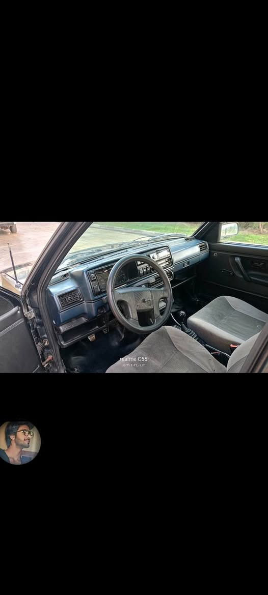 سياره كولف موديل 1991شرط التحويل كوبون بانزين طخم جديد باتري جديد ستيرن بور كهربائية كلها شغاله مكينا صفر ثمنيه كير ومكينا شرط ***********
