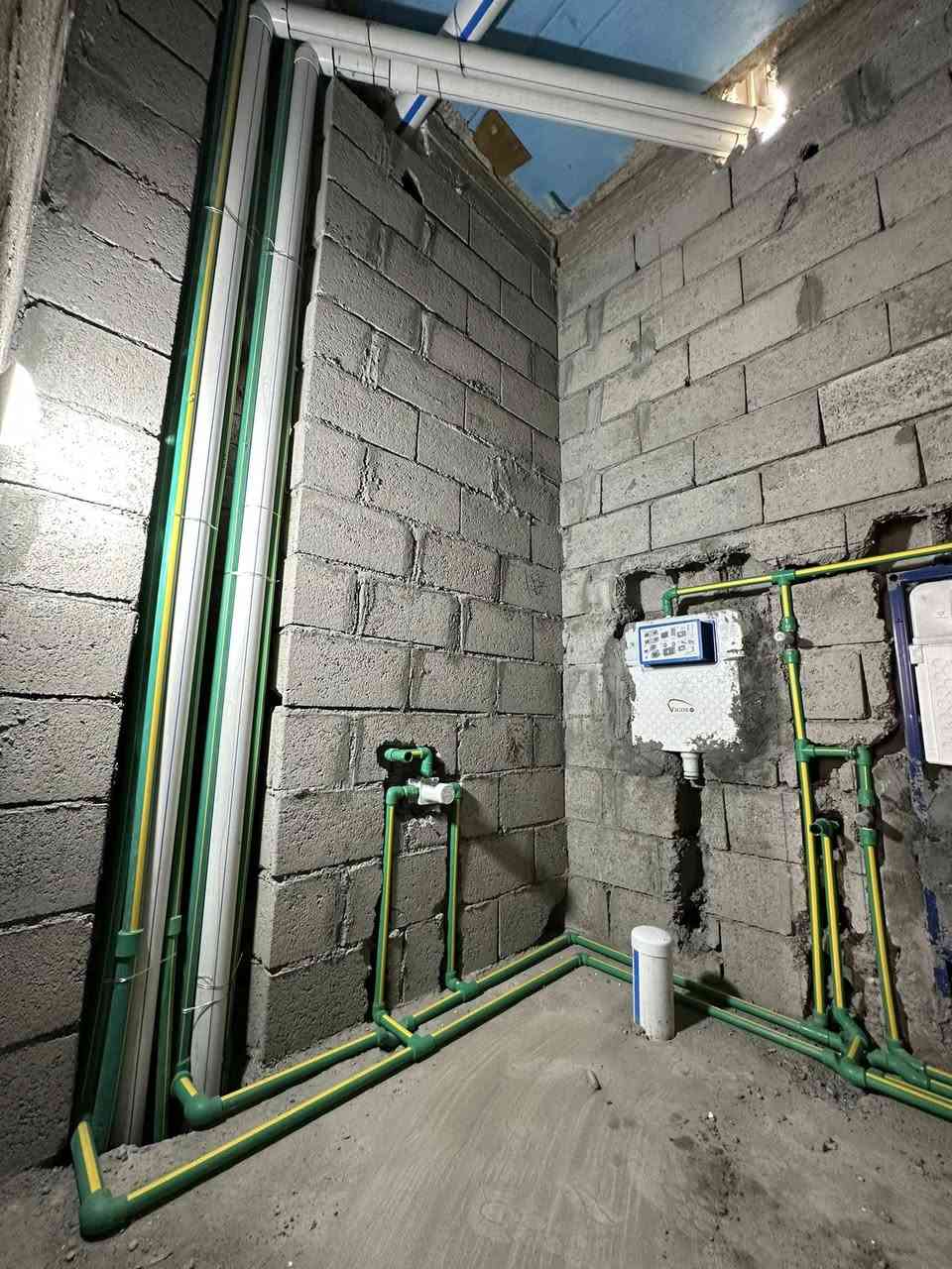 السلام عليكم من رخصة الادمن
سباكة الاخوة للتاسيسات الصحية الحديثة متواجدين للعمل في الموصل في الجانبين الايمن والايسر وشغل مرتب واستلام مهندس مع فحص الشبكة بجهاز الضغط والعمل يكون بقص الجدران وعمل الفتحات بلكور ومعالجة الكور 
متواجدين علنت او الاتصال ***********/***********
