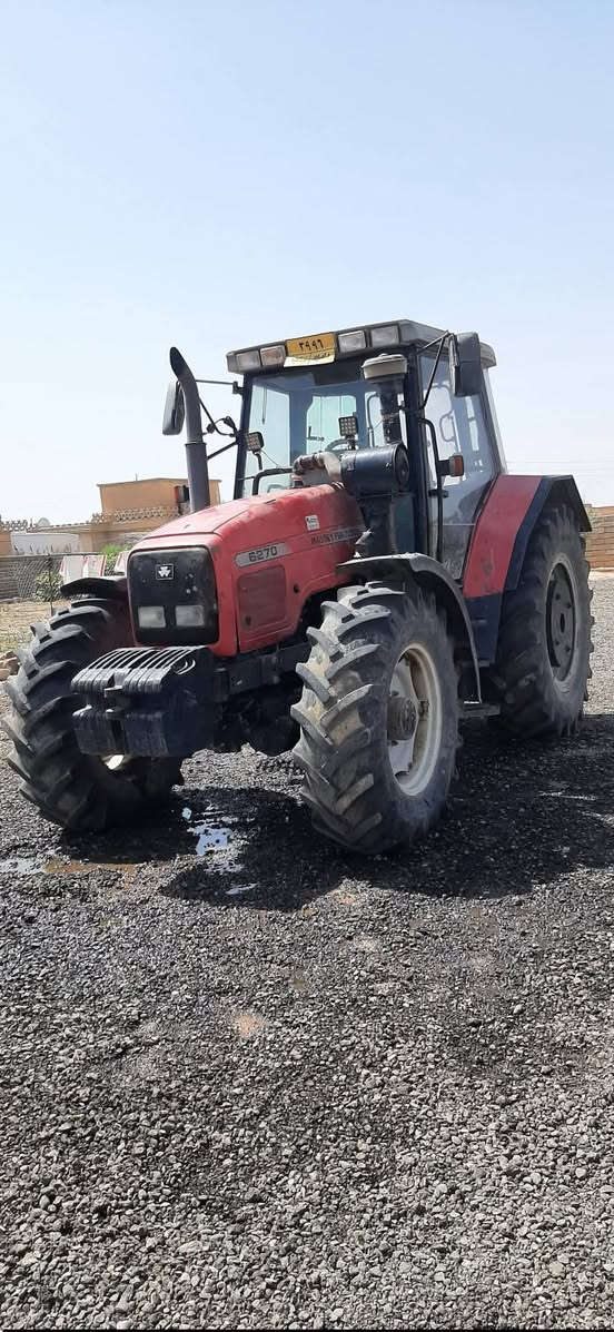سلام عليكم :للبيع تركتر نضيف. شغال🚜
نوع:التركتر )(Massey Ferguson)
الموديل:(2000) القوة الحصانية:140.
التواصل:📞:***********:/***********
*********** . .... سنجار_ قرية القابوسيه
