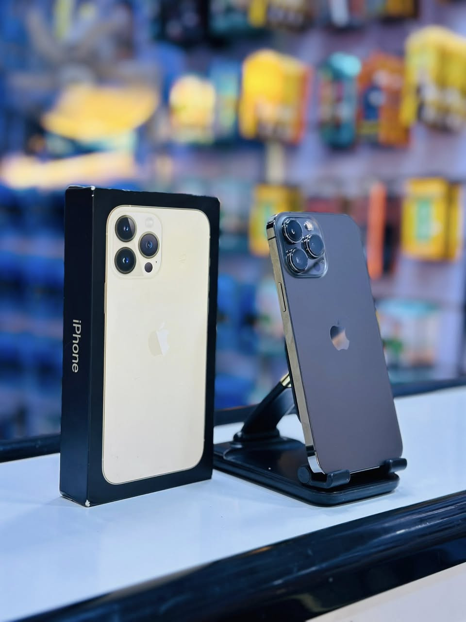 السلام عليكم متوفر:

♠️أيفون 13 برو ماكس شرق أوسط ذاكرة 256 بطارية 88 الجهاز مكفول وضمان✔️.

☑️***********☑️

☑️مركز سفن فون للهواتف النقالة☑️
