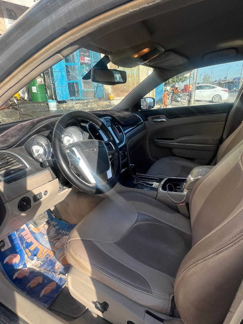 سلام وعليكم اوباما  2014دوات كصتين  دخول جديد  متومه وكامله   مكينه 8V. تبريد تفئه كهربائيات كله شغاله اي نقص مابيه كير محرك كفاله عامه. سياره جاهزه حداديه مشط كفاله  مكان سياره بصره 65 وببه مجال الشراي. .
مكلف بل نشر رقم صاحب سياره 
0772 616 6203
