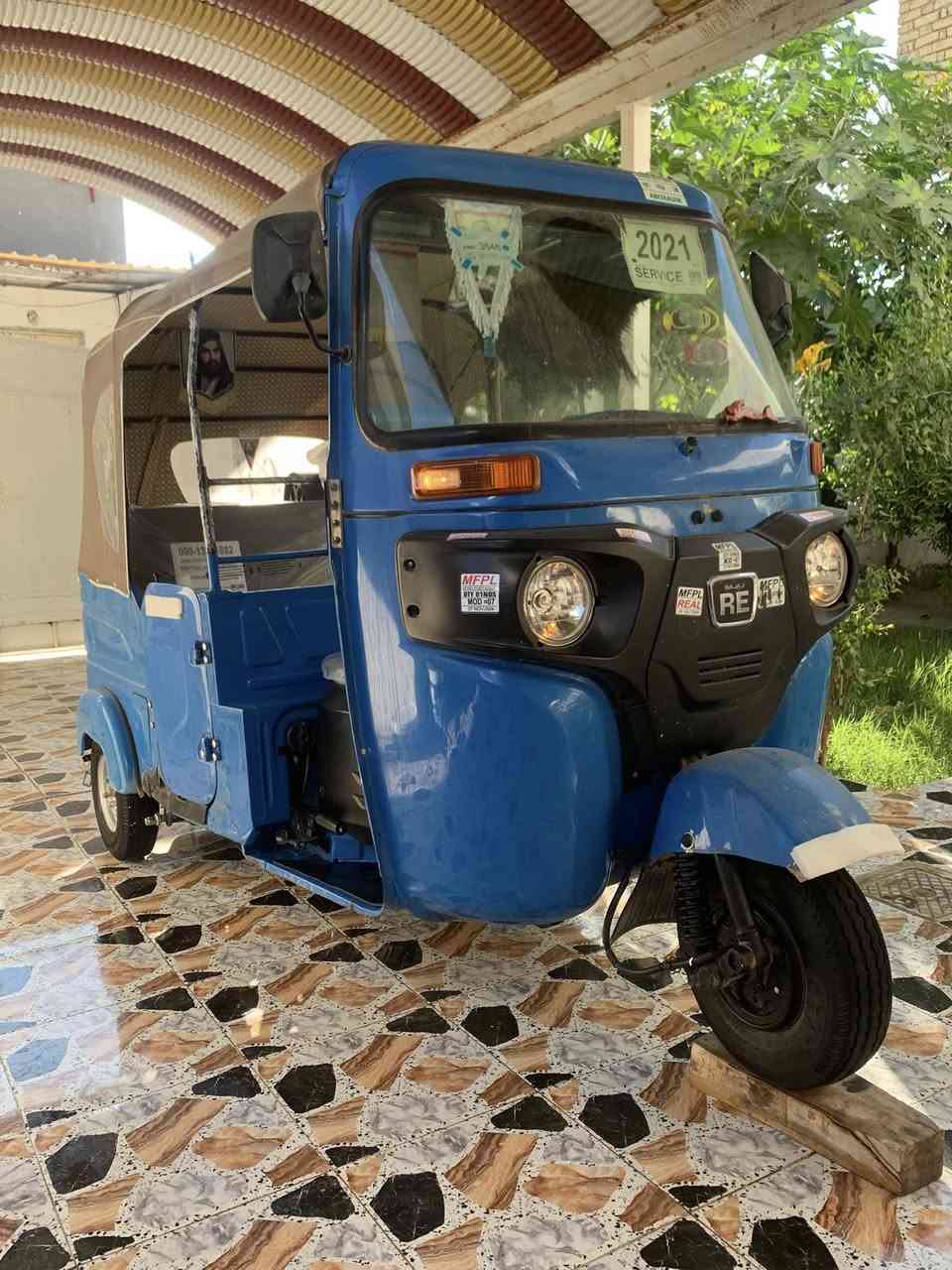 سلام عليكم / تكتك للبيع موديل 2021 شهر 10 ' اوراق خالد وصادق تحويل مباشر . گشر كفاله ما عد دوس جهه وحده السعر خاص / مكاني بابل الحمزة الغربي *********** .
