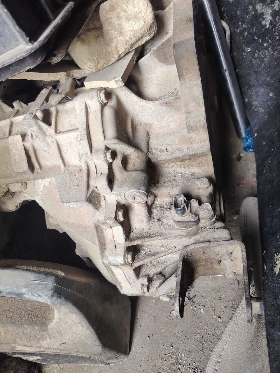 أبواب كورلا بيكاتشو عدد 3
جاملغ واحد جهة اليمين
لون سلفري
كير مال محرك ١٨٠٠ كايم
مشاطة عدد
 ٣ كايمات
كير مال نحلة شرط الشغل نضيف
ثلاجة مال كورلا بيكاتشو
مشط مال كورلا ٢٠٠٨ نص عمر 

البصرة الزبير 
اتصل ع الرقم *********** الزبير, البصرة
