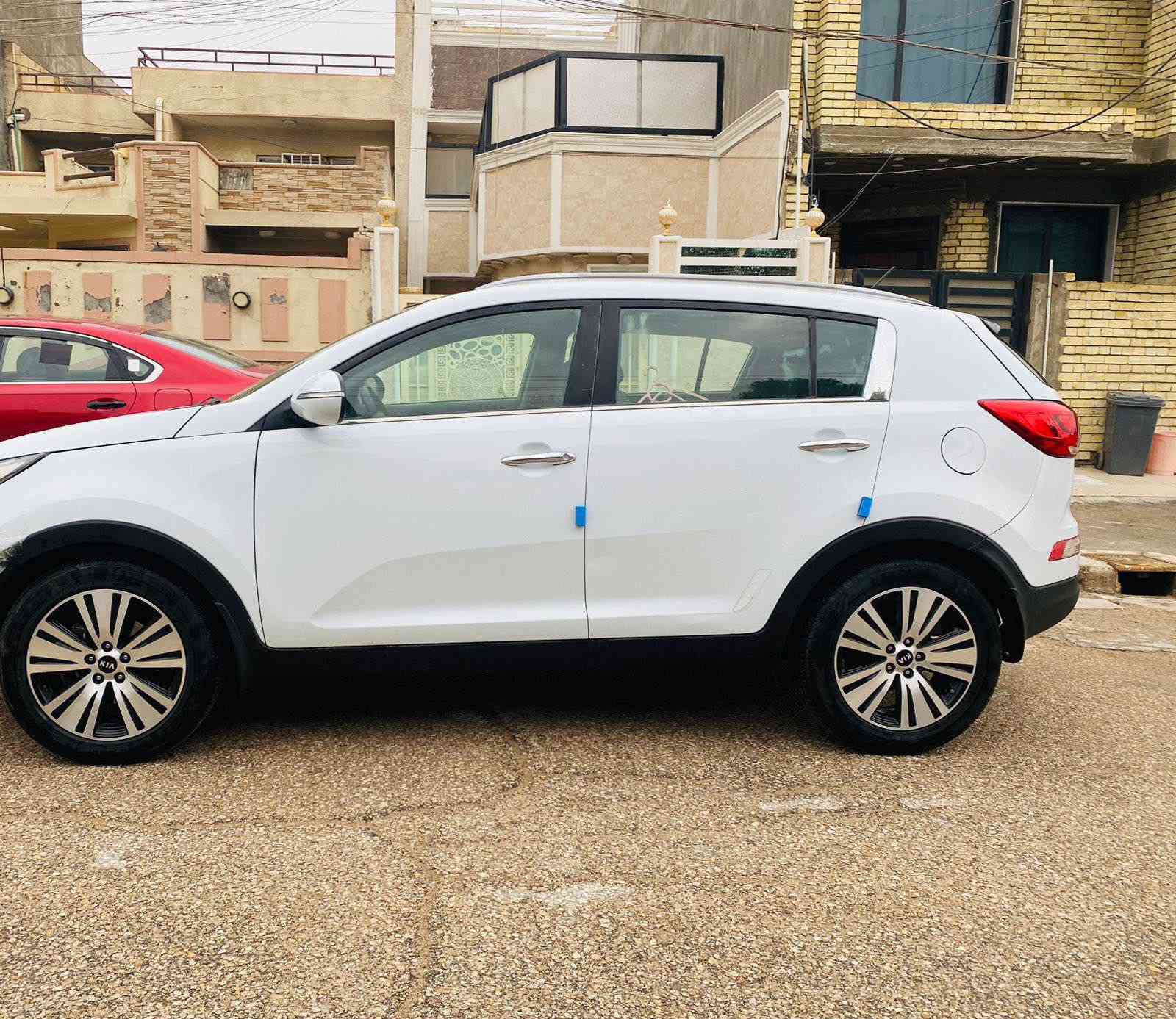 السلام عليكم سبورتج 2015 خليجي رقم بغداد الدولي بأسمي سياره جاهزه من كلشي بانوراما مري شفط كامره حساسات تحكم جهتين  بيهة فقط قبق جنطه صبغ  

مكاني بغداد 

السعر ‼️ علق بتم يجيك السعر بالخاص ‼️

للاستفسار ***********
