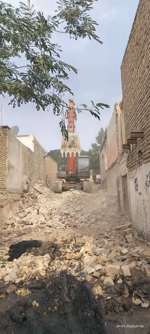 ⛔ (. لسنا الوحيدين ولكننا الأفضل.  ) $

كادر جاهز لتفليش البيوت القديمة🏡 ورفع الأنقاض
وتسليم ارض جاهزة للبناء الحديث بأسعار مناسبة

***********
