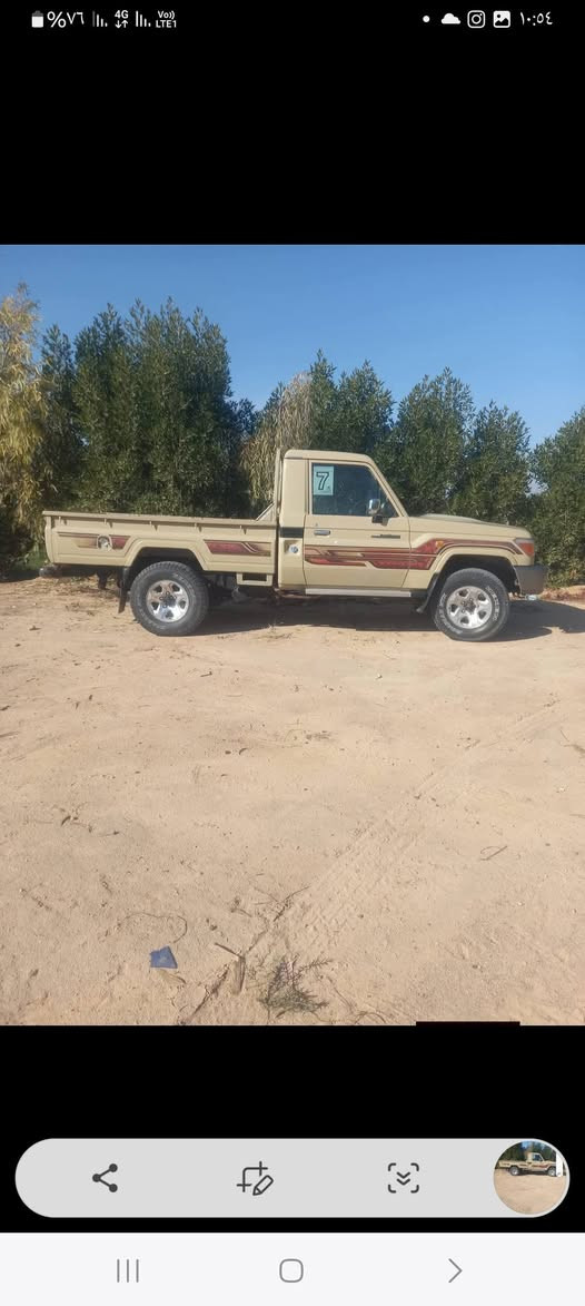 شاص حوثيه مديل 2013 نضيفه وبسعر منسب إلى شراي رقم اربي رقم من هاذ الجديد نضيفه كلش مكفوله كفاله عمه الرقم الاستفسار(((( ***********  )))
