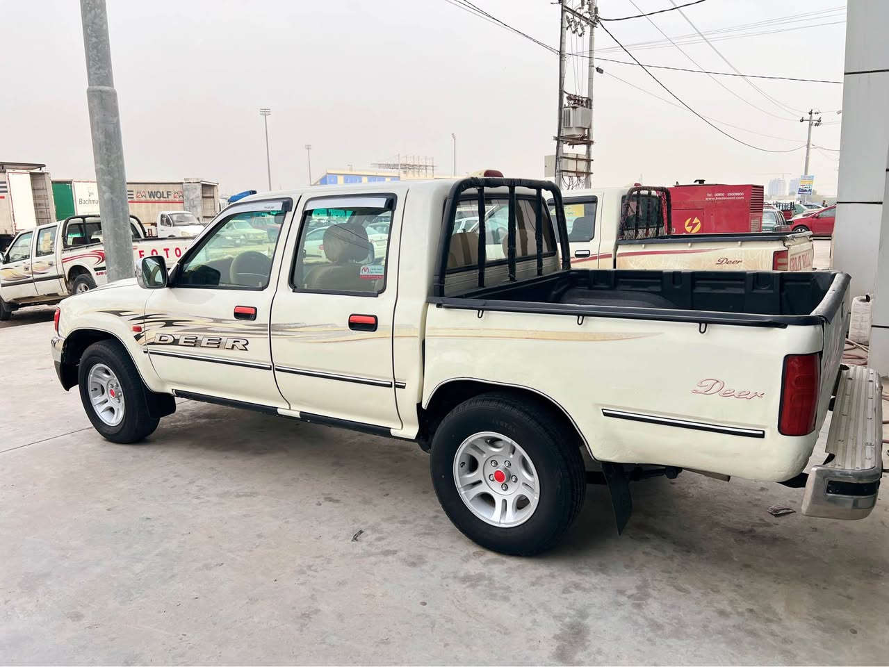 ئەم دێرە جوانە بۆ فرۆشتن مۆدێلی ٢٠٠٧ مەکینەی بەخە مەکینەو گێڕی بەشەرت یەک دنیار مەسرفی نیە نە زەربەی هەیە نە سبووخ تەنها قەڵەم کاری هەیە چوار تایەی لۆکی لەسەرە ناو خورفەشی لە ڕەسمەکە جوانترە مەنەفێستی ئەسڵی خۆی لە گەڵە سەیارەکە ماڵی کەسابەتە نرخی ٣٧ گڵاو ماعەمەلەیەکی برایانە 
ژ.م *********** كالار, السليمانية
