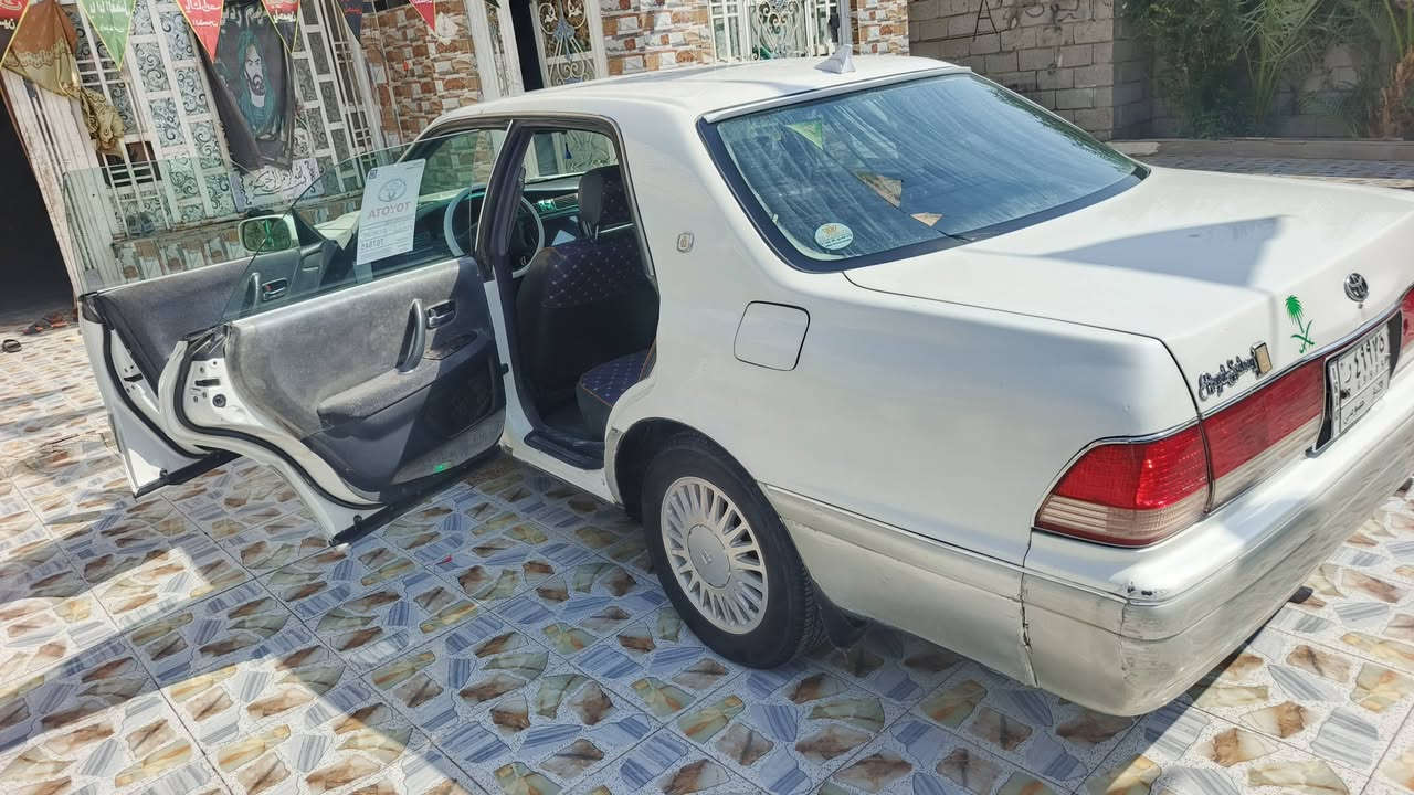سلام عليكم
راس اثور ا
 سنويةل27بسمي مكينه فيفيتي فيشه وحده 
مكينه وكير وتبريد وحداديه 
ودواخل وكهربايات كله جاهز 
دوشمه كشنات 
 باتري جديد .تبديل جاملغ خلفي فقط  كفاله عيب شرعي واصوليات وضربه
  مكان شطره ال ابو سعد 
سعر 85بيهاا مجال ***********
