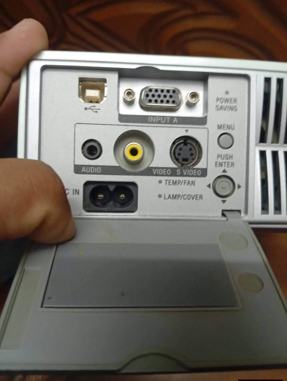 دانا شو بالة اصلية سوني  سعرها 100الف


**إذا كنت صاحب هذا الإعلان وتريد حذفه لأي سبب، رجاءا أرسل رسالة إلى الدعم الفني**