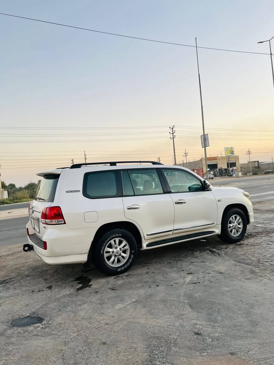 سلام عليكم لاندكروز موديل 2008رقم بغداد بسمي مكفوله كفاله عامه من رصعه مكينه 6 تخم تاير جديد سياره جديده بمعنه كلمه ماشيه ١٩٠ مكاني البصره القرنه

‭٠٧٧١ ٦٧٦ ٥٠١٧‬
