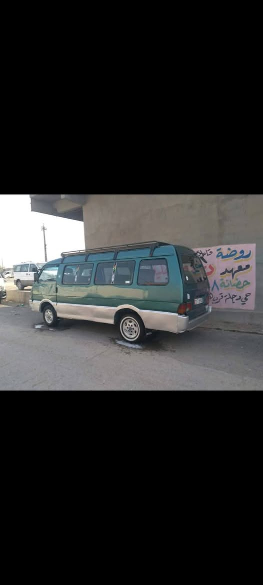 سلام عليكم سياره آسية للبيع موديل 1995رقم بغداد انكليزي سياره متعوب عليه مكينه كير  حدادية تخم تأير خير من الله تعمير جديد كهربائيات كلهة شغالة مكاني بغداد المشتل السعر ٥٥وبيهة مجال ***********
