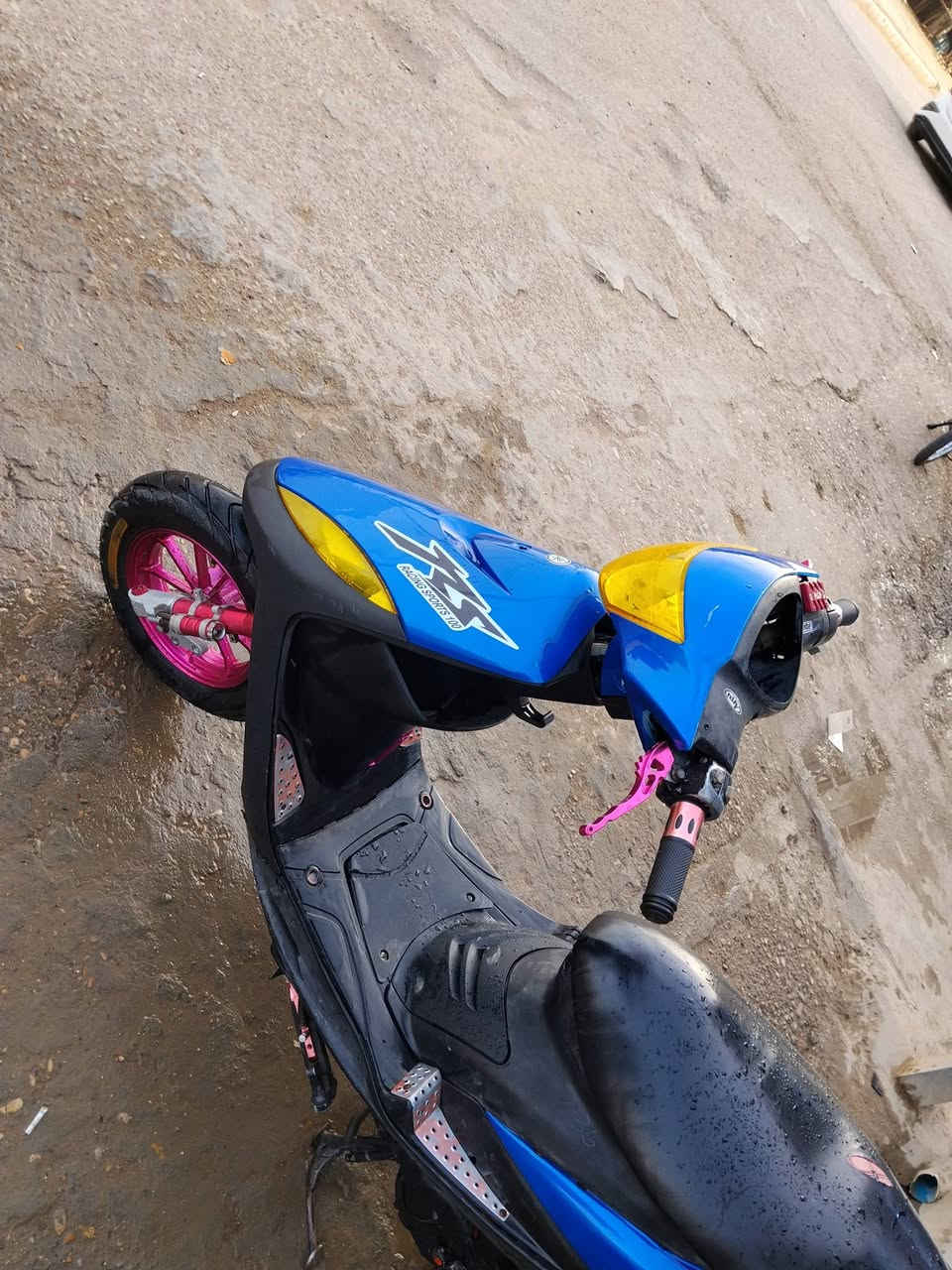 دراج ماكس عدلة للبيع دراجة موزدة خارجي دراجة مكينة بلادي مبدل بيهة بس كور دراج خير من الله سعر 600
 العنوان الجمعيات الا ربع  سيدات رقم ***********
