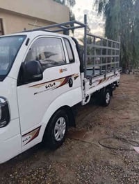 كيا عموشه موديل ٢٤  ماشيه 6الاف بعدها زيرو  166 وبيها مجال ‏‪075106609...