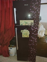 للبيع ثلاجه 14 قدم شغاله 100% السعر 125 الف براد شغال 100% السعر 75 ال...