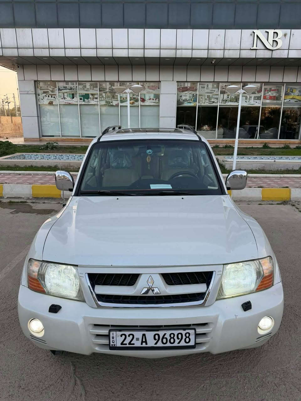 باجيرو 2006 فول مواصفات حبتور دبل اكسل ماينزلق تحديد سرعة تبريد مركزي 3 مقاعد 💺 كوشن سلايت ثلاجة كوشن جلد وكهرباء لايت زينون بلادي 6 سيدي بلادي اريال كهربائي 4 تايرات جديدة صدر جديد گير ومكينة واكسل بشرط سنوية جديدة بدون صبغ بگد پاكيت جمارة بي كارت ﮼كل﮼ الجسم على الشركة بشرط تحويل الوكالةرقم سليمانية رقم وسنوية جديدة 
ر
سعر 112$ومعاملة 
مكان:كلار 
***********

باجيرو 2006 فول موصفات حبتور 
ده بل اكسل دزه خليسك تحديد سرعه تبريد مركزى 3 ريز كوشن  سلايت سلاجه كوشن جلد و كاره با 
لايت زينون بيلادى6 سيدي اريال كاره باي 4 تاير تازه صدرى هه موى تازه يه  گيرو مكينه و اكسل بشرت بي بوياخ  اوه نه ى يه ك باكت جگه ره كارتى هه يه 
هه مو كيانى له سه ر شريكه يه 
ره قم سليماني ره قم و سنوي تازه يه شرت تحويل وه كاله 

112$ معامله 
شوين كلار 
*********** كالار, السليمانية
