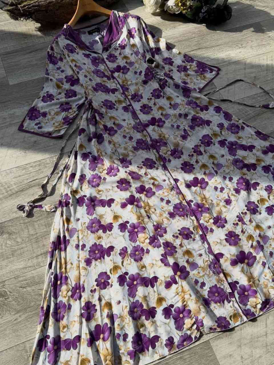 #تكــــــــــرااارر_جمااااال_____وووووصـــــــــــل
#دشداشة كشمير بنعومة فاخرة ✨
لون راقي وتطريز ناعم يبرز الأنوثة بذوق هادئ🌸🦋
قصة مريحة مع شدّة خصر تعطي شكل أنيق ومرتب🐅🙂
القياسات _2xl_3xl_4xl_5xl🙂🤍
#سعـــــــــــــــــــــر15
يوجد توصيل داخل المسيب الفين دينار 
يوجد توصيل محافظات


**إذا كنت صاحب هذا الإعلان وتريد حذفه لأي سبب، رجاءا أرسل رسالة إلى الدعم الفني**