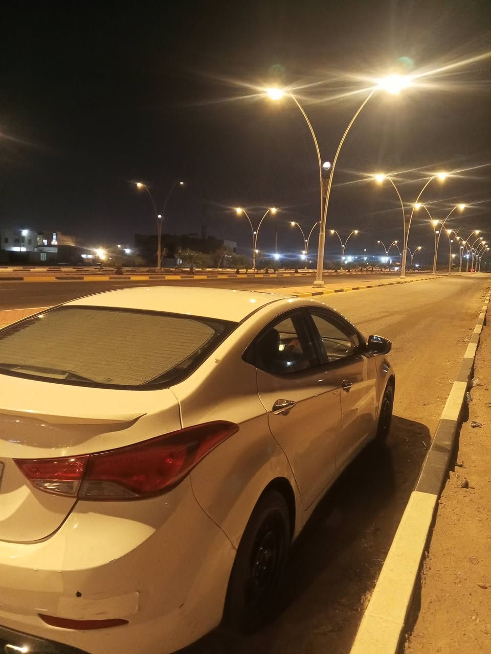 سلام عليكم النترا 15خليجي 1600دوش فول مواصفات فقط باب مبدل وبيه لهلال مال جاملغ الخلفي سعر 105بيه مجال ***********
