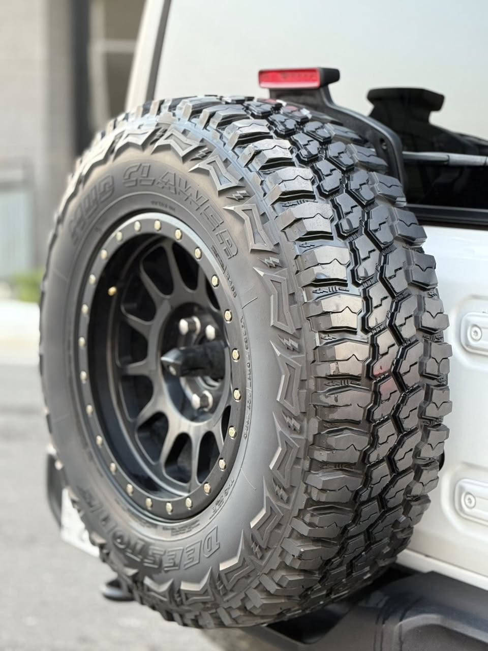 جيب ورانكلر ٢٠٢٠
جيب رانكلر unlimited sport 2020
داخل احمر مميز
بصمة ترحيب
تشغيل عن بعد
السيارة ماشية 52 الف
تايرات جبلي
ويل مميز
السيارة بيها مكانين صبغ بباب السايق تقريبا شبر
جملغ سايق امامي مبدل بلاد بدون صبغ
دعامية امامية وخلفية كبس
سنوية جديدة شرط تحويل

رقم شاصي 1C4HJXDN3LW199450

للتواصل:

*********** اتصال فقط

*********** واتساب فقط

مكاني سليمانية

$223 مجال قليل
