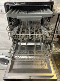 صني • ١٤ نفر • نظيف