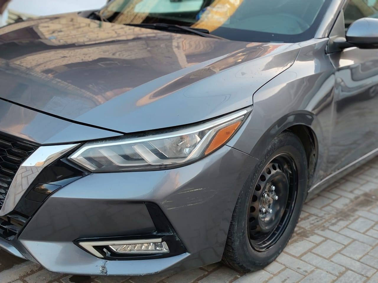 🔥 للبيع نيسان سنترا 2022 S – نظافة تامة ومواصفات 🔥
السلام عليكم

🔥 للبيع نيسان سنترا 2022 S – نظافة تامة ومواصفات فل
السونار مرفق مع الصور بيها دحجة بالصندوق هم واضحة 
 سيارة عملية، اقتصادية وشكلها هيبة…  👌
🚘 محرك 1.6 اقتصادي جداً وعزم ممتاز
⚙️ قير CVT ناعم بدون أي ملاحظات
🔑 تشغيل بصمة + دخول ذكي
🖥 شاشة لمس كبيرة + بلوتوث + USB
📷 كامرة خلفية واضحة
🛣 نظام تحديد مسار (Lane Assist)
🚨 نظام نقطة عمياء (Blind Spot)
🛑 فرملة طوارئ أمامية + تحذير اصطدام
🎯 مثبت سرعة
💡 أنوار LED حديثة
🎵 تحكم من المقود
🛡 وسائد هوائية متعددة + أنظمة أمان متكاملة
❌ بدون فتحة سقف
✨ سيارة نظيفة جداً استخدام شخصي
✨ جاهزة للمشي وما تحتاج فلس
✨ شكل عصري وهيبة عالشارع
✨ اقتصادية بالبنزين ومناسبة للمشاوير اليومية والسفر
السعر مناسب وقابل للنقاش للجادين فقط 💰
130$ 
العنوان الشعب حي البساتين
***********
متوفر اتصال واتساب
