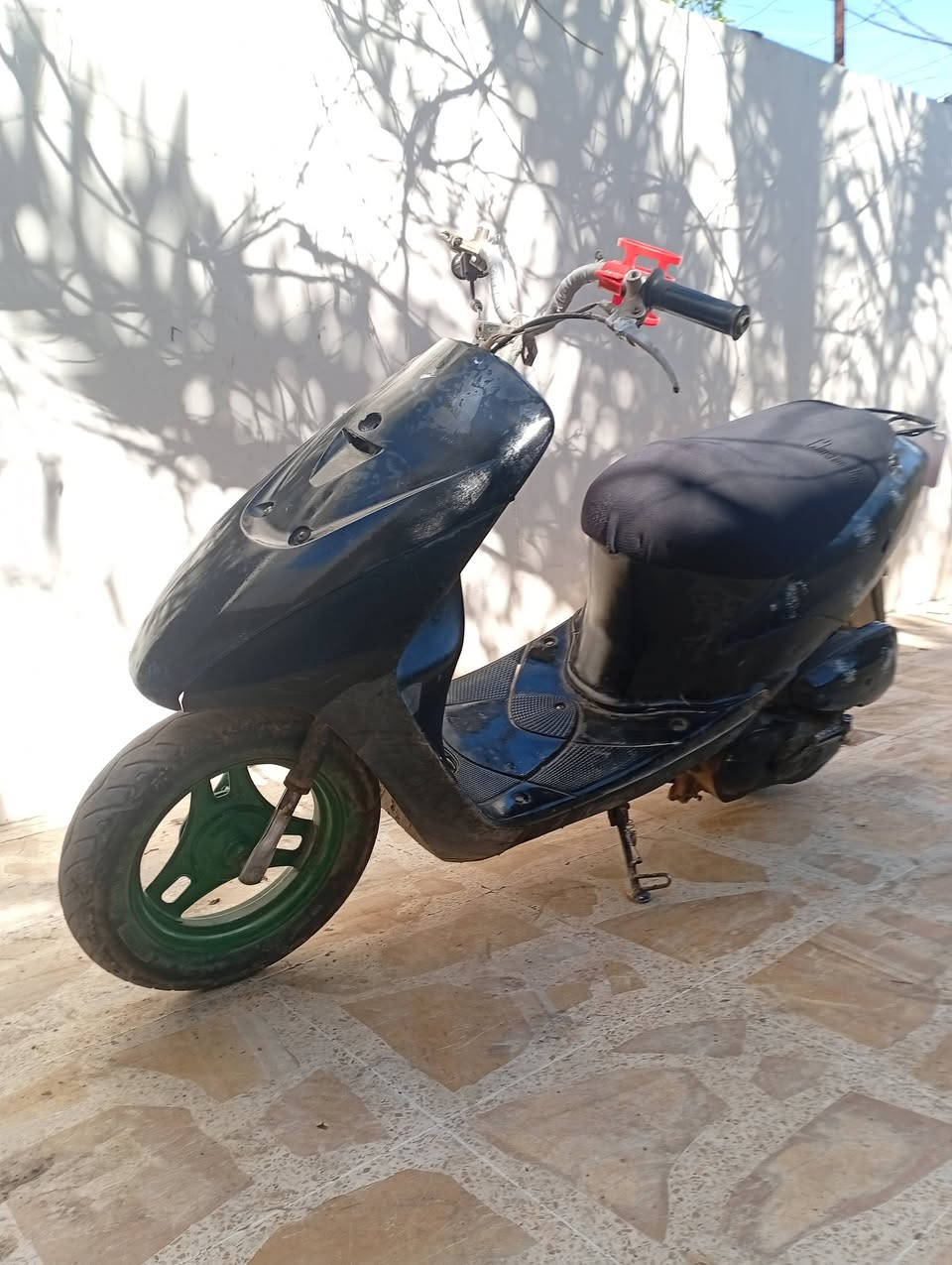 موطور للبيع السعر خاص مكان خرنابات رقم التواصل ***********
