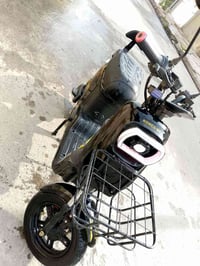 ماطور شحن للبيع كامل مكمل كلشي ما يعوزه   من شركة كوريا MR  اللون اسود...