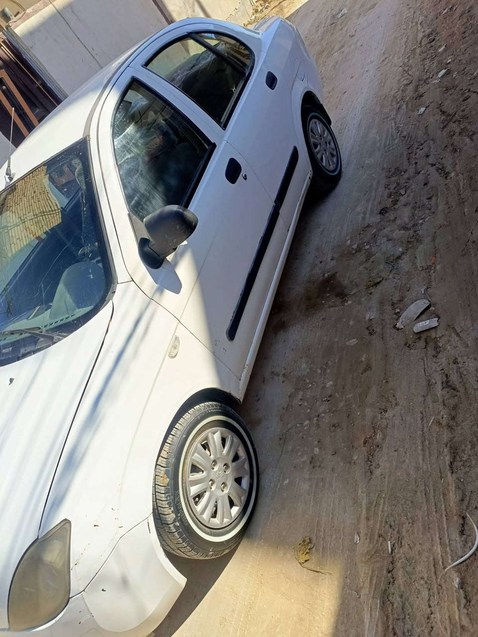 السلام عليكم طيبه 2013 مكينه بيها بخار حداديه زينه وباتري وداينمو وتخم تاير جديد رقم بغداد الكشر كلب وشوف السعر 37 وبيها مجال الرقم ***********
