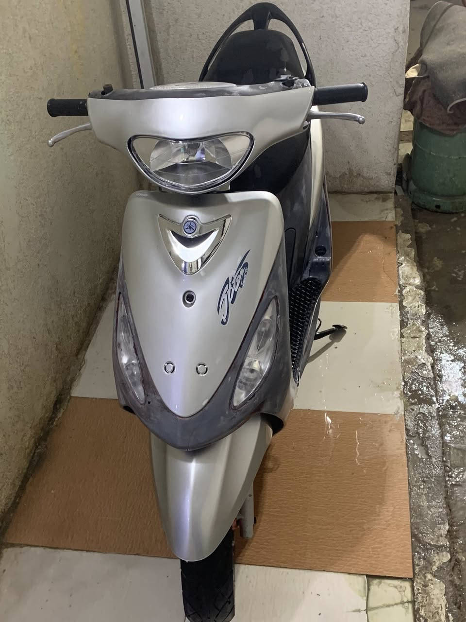 سلام عليكم دراجه ماكس قجمه
مكينه مكفوله من تدخين من نضوح مكينه تخبل 
شلعه نهضه فول 
كهريايته من طول الطول شغاله فقط عندي اليوم بارد انكطع طفن 
انطيك شرط شغالات 
ختم واحد دراجه سعره بلاش 675 وبيه مجال ***********
