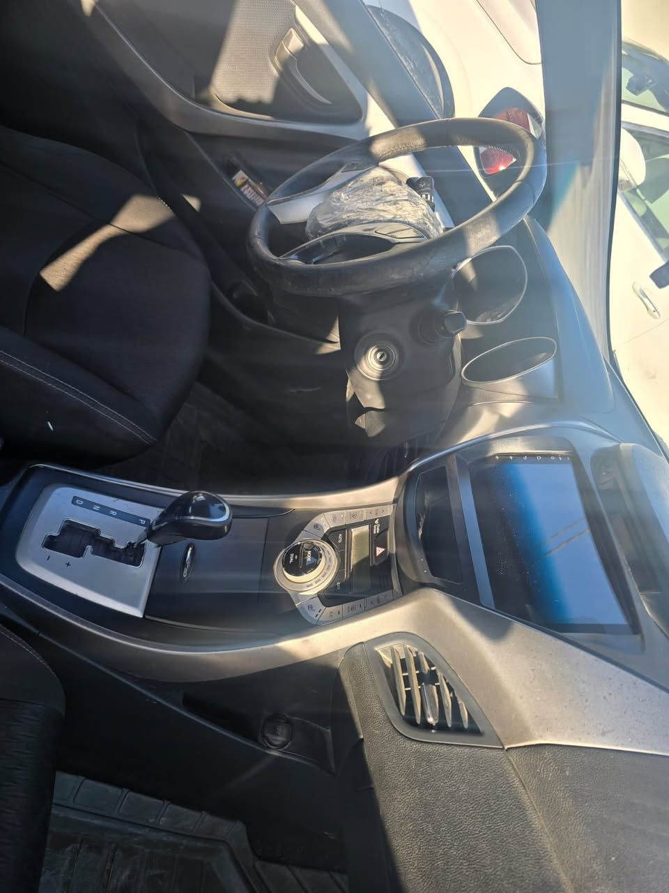 النترا للبيع ٢٠١٥ كصه جنطه متومه شمالي شرط الحاسبه كير مكينه تبريد كله مكفول سياره جديده ٥٠$ *********** مكان بغداد
