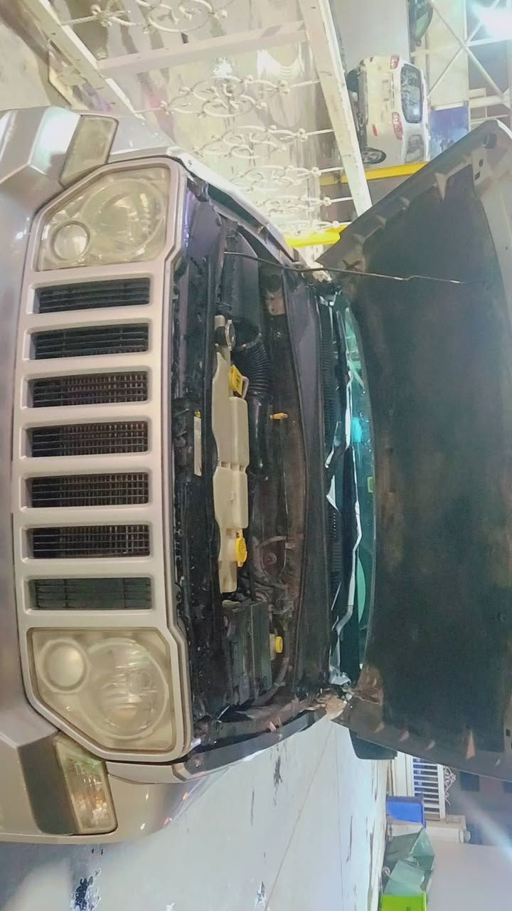 السلام عليكم 
من رخصة الادمن  
جيب لبرتي موديل 2008  محرك 3700
وارد امريكي بدون حادث كلين 
بدون صبغ ومامبدل بيها شي كلها بلادي 
الرقم الانكليزي الجديد السنوية ب اسمي 
مكينه بلادي صدر امامي خلفي جديد 
نوزلات وبلكات وفيت بم جديد  تخم تاير جديد
السيارة مكفولة من كلشي وخير من الله  
تجي تفحص وتشوف بعينك وتقتنع 
مكان السياره واسط 
السعر  ١١٠ ورقة وبيها مجال بسيط 
للاستفسار      ***********
