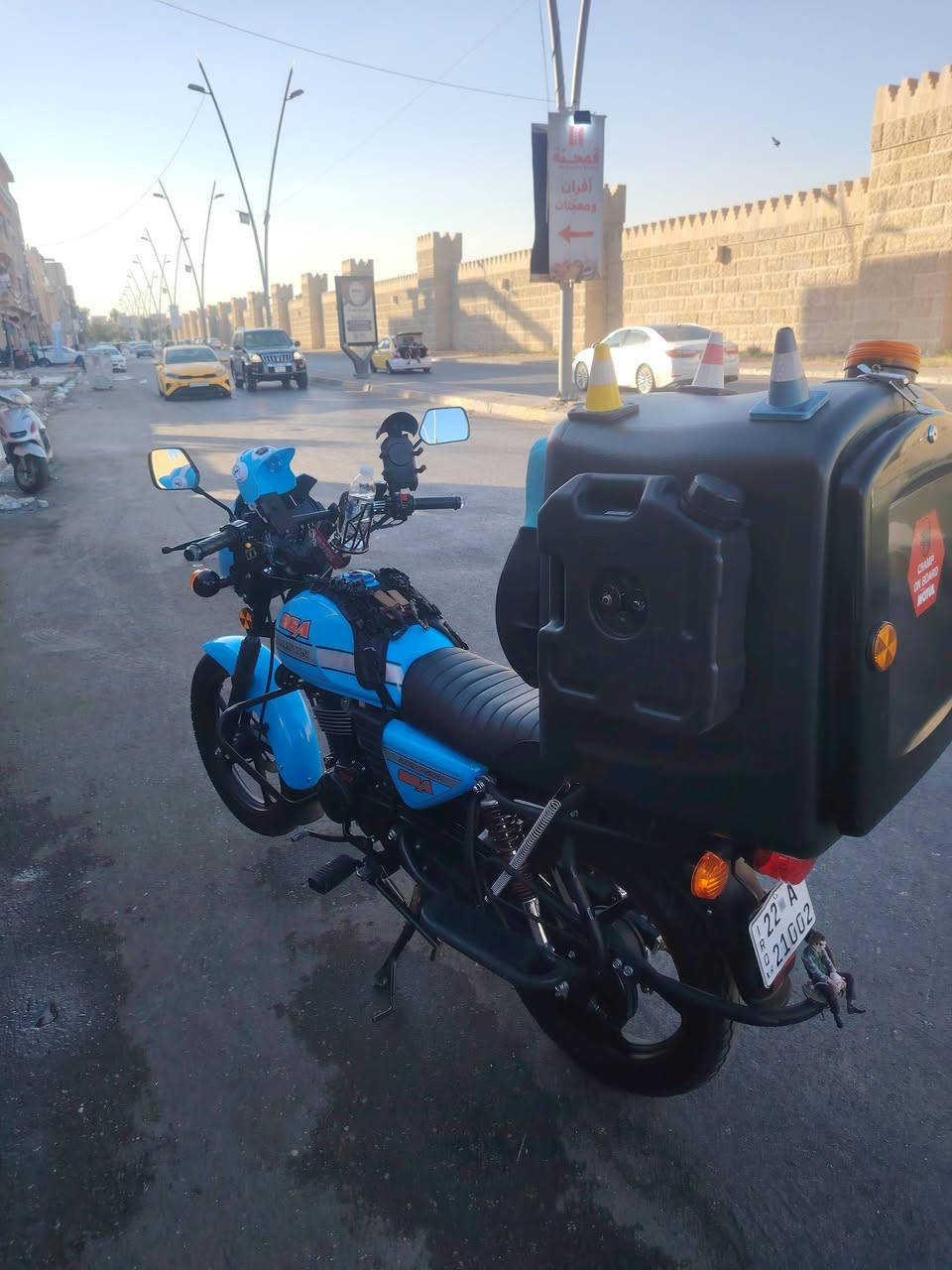 سلام عليكم دراجه دايوان محرك200cc للبيع مديل 2026 رقم اربيل نكليزي تحويل ثاني يوم باسمك دراجه بعدها زيرو كفاله عامه من كلشي ماشيه8000الف وقابل للزايده سعر الدراجه مليونين و 750 وبيها مجال ***********بس واتساب هاذه الرقم
