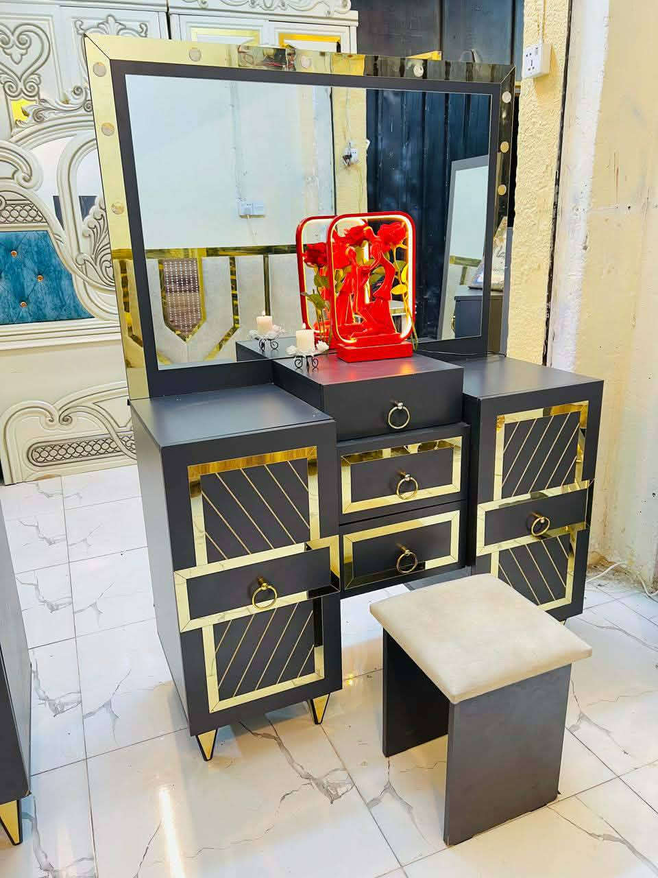 للبيع استفسار حجز وتساب ***********
