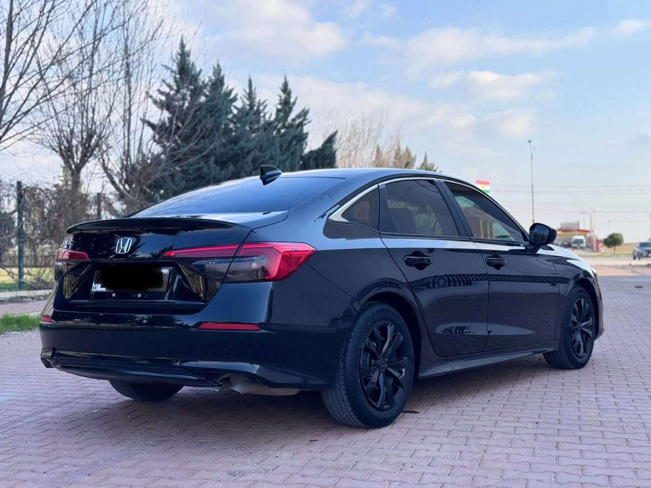 موديل (2023)
صبغ باب و هلال
ماشية (71000)كم
بدون ايرباك 
رقم ☎️ (***********) أربيل, العراق
