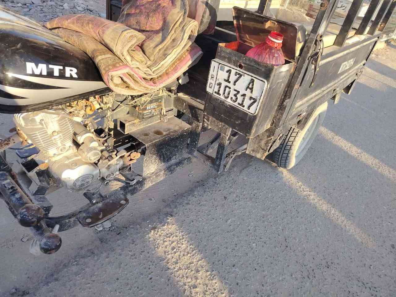 موديل 19 رقم انكليزي بإسمي مداور 
الله شاهد كفاله عامه شاصي مكفول مكينة جديده اقل شهرين شاده ركبه قطره لحيم مابيها
سعرها مليون و٩٥٠ وبيها مجال


**إذا كنت صاحب هذا الإعلان وتريد حذفه لأي سبب، رجاءا أرسل رسالة إلى الدعم الفني**