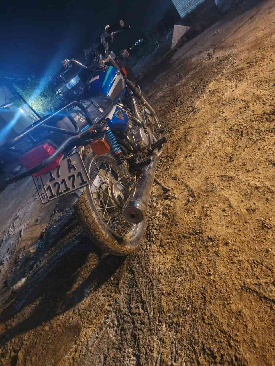 للبيع رقم وسنويه  انكلزيي لل30
شاصي13
تعمير 24
مكينه ولفات
السعر1300


**إذا كنت صاحب هذا الإعلان وتريد حذفه لأي سبب، رجاءا أرسل رسالة إلى الدعم الفني**