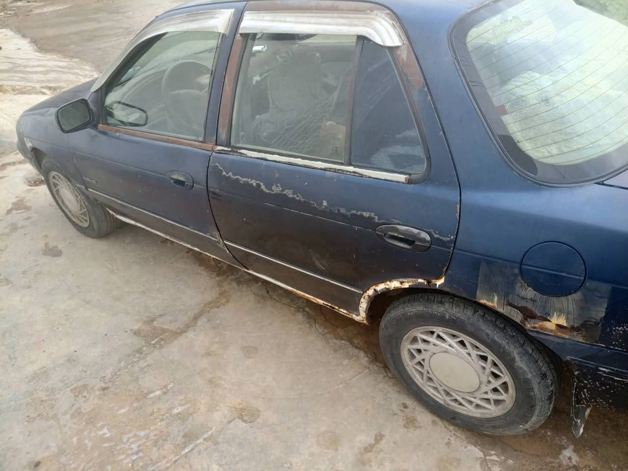 سلام عليكم كيه سيفه موديل 94 للبيع سياره خير من الله سعر 19مكان ديالي بلدروز سوك رقم موبايل ***********
