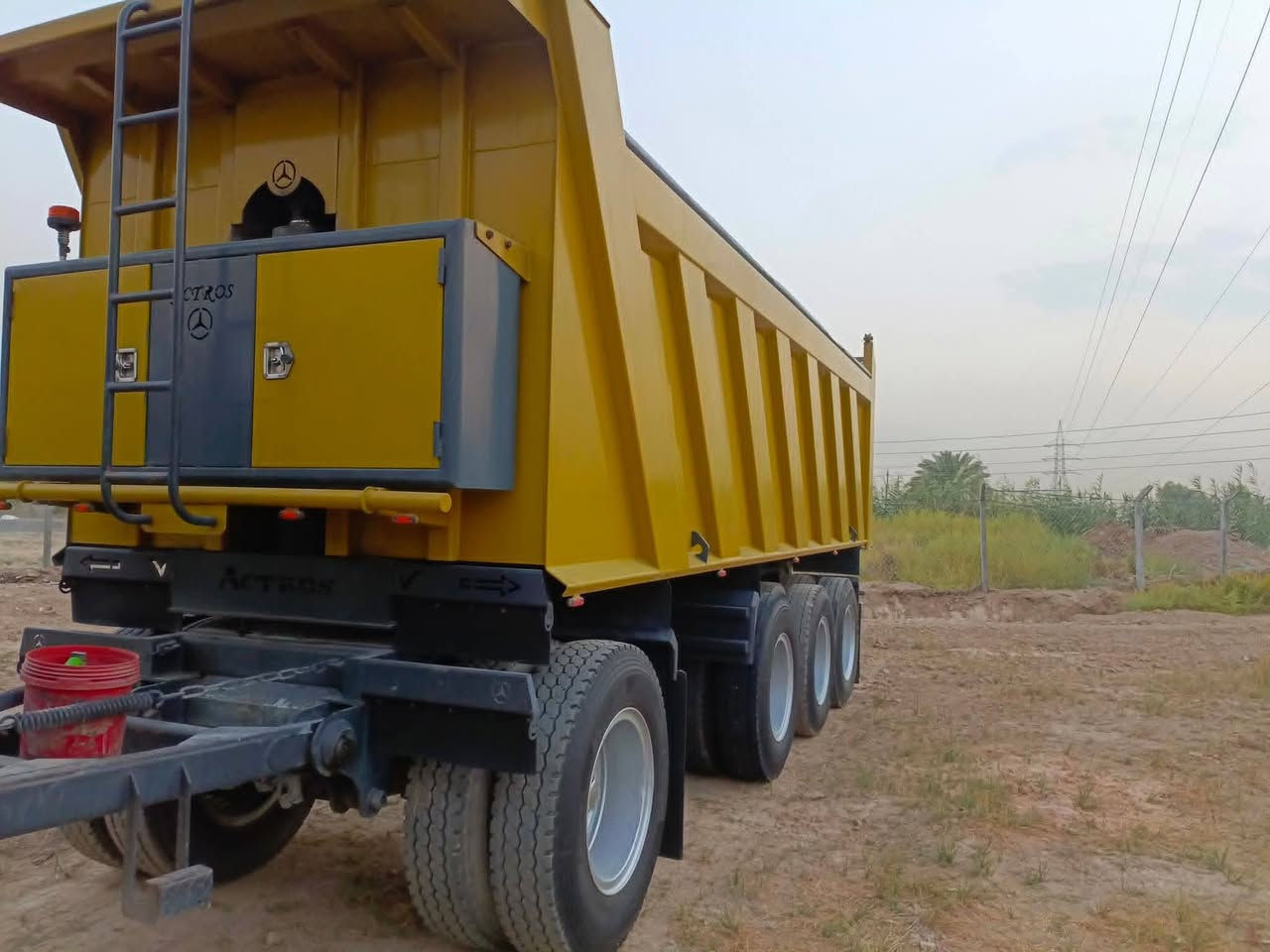 السلام عليكم للبيع فالفو شيطان مودل 2003 رقم اربيل باسمي مرسم ثلاث لوحات مجموعه توبتلاين مكينه 420   الاتصال ***********/***********
