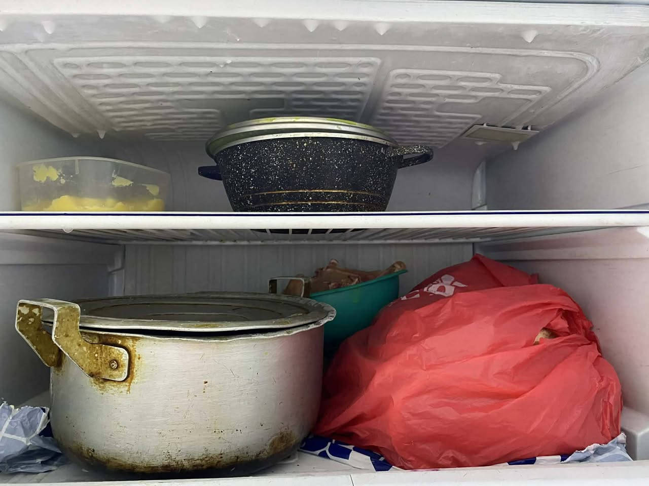 للبيع ثلاجة كونكورد لبناني حجم ١٤ قدم مستعملة نظيفة شغالة تبريد وتجميد
للتواصل ***********
