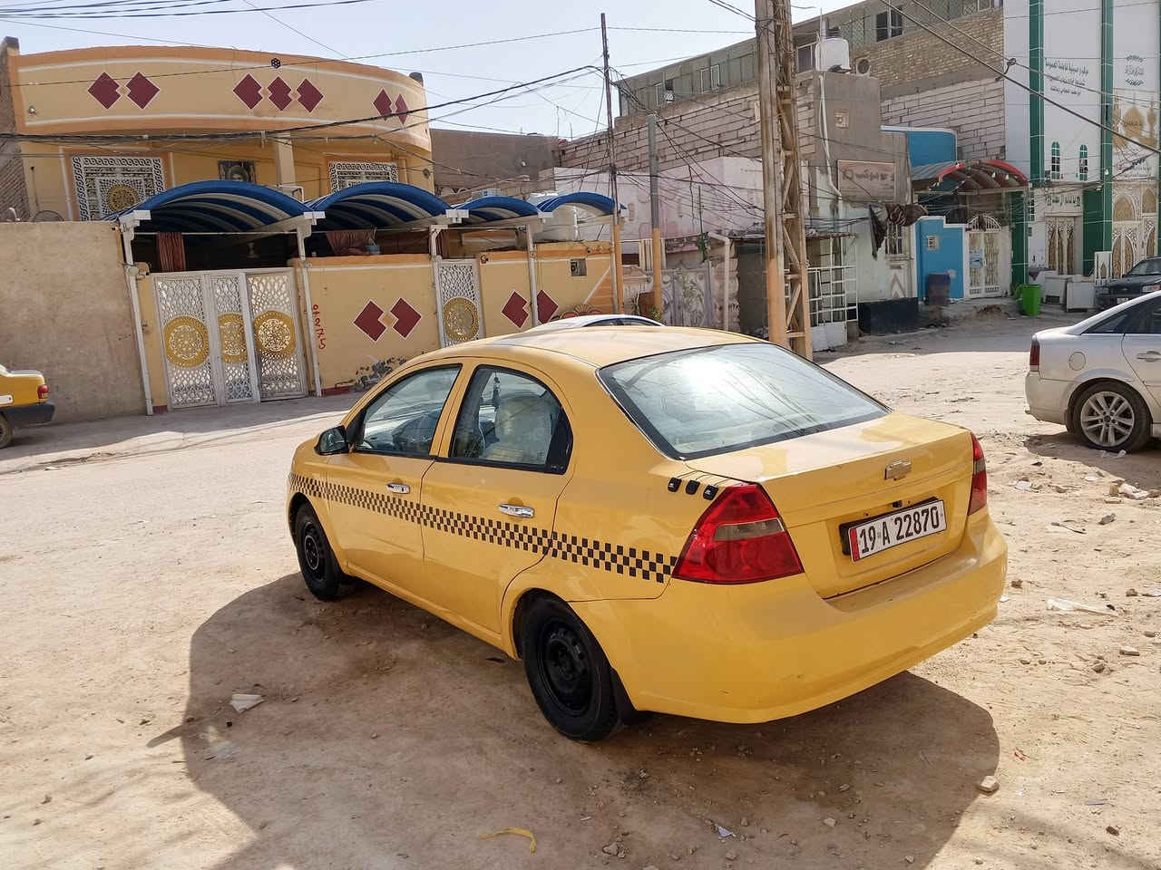 افيو 2011 اوتوماتيك للبيع سعر 45 وبيها مجال بيع مستعجل ماكينه جديده كير جديد حداديه تخم تاير باتري كله جديد رقم كربلاء انكليزي سياره حيل جديده متعوب عليها السعر 45 بيع مستعجل وهذا رقمي ***********
