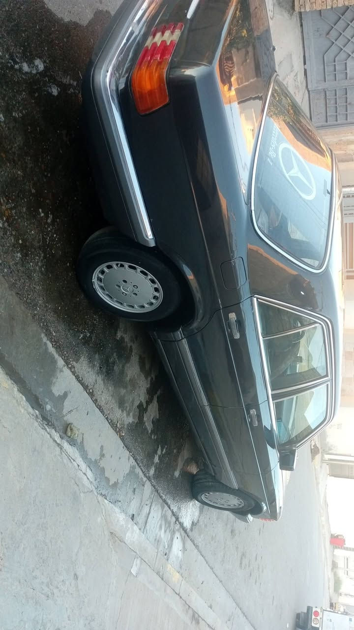 مارسدس جانبو موديل 90 باب قصير كير ومحرك بلاد رقم بغداد
مصبوغه عام اثر الجراد ومصورها فيديو قبل وبعد 
تبريد نقص غاز 
اسلايت نقص الذراع مكسور 

أما الباقي كله جديد وشغال  قواعد الدبل سليمه 
مكانها فلوجه 
***********
***********
