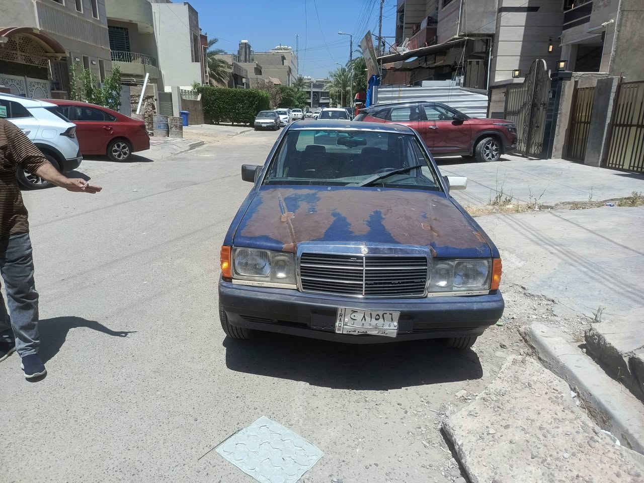مارسيدس ١٩٠ اللون ازرق غير محدد  موديل ١٩٨٩ سنويه لغايه ٢٠٢٧ رقم بغداد بسمي شرط التحويل
مكفوله قواعد دبل وشواصي بدون خياس بالبدي مسمكر جديد عام محدث دعاميات امامي وخلفي وتخم حجول العريض ما شاده
 تخم تاير محرك وكير جيد جدا على الفحص 
نقص كهرباء عام ودوشمه السعر ٣٥ ورقه
مارسيدس ١٩٠ اللون ازرق غير محدد  موديل ١٩٨٩ سنويه لغايه ٢٠٢٧ رقم بغداد بسمي شرط التحويل 

العنوان بغداد زيونة ***********
