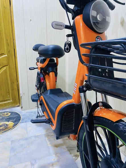 سلام عليكم دراجه شحن 2025  جديده عقل جوكر جديد بطاريات  نضاف سعر الدراجه375  العنوان نجف حي الغدير واتساب مفتوح  ***********
