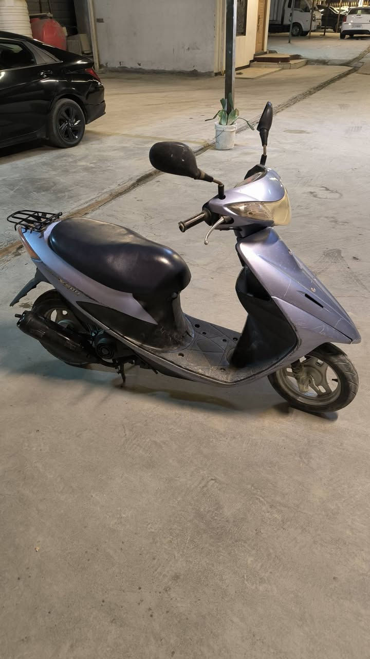 البيع شغاله سلف هندر نظيفه كلشي بيها شغال السعر 150الف الموقع القرنه ***********
