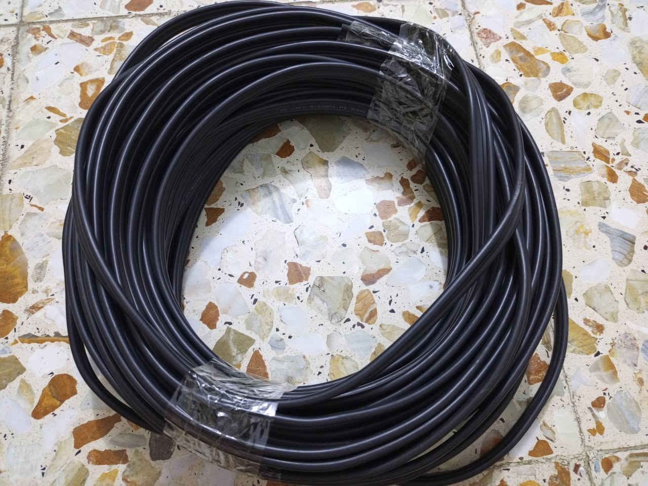 واير جديد  2 × 2 سيمنز
30 متر   .  سعر المتر  1500 
النجف  . حي النداء


**إذا كنت صاحب هذا الإعلان وتريد حذفه لأي سبب، رجاءا أرسل رسالة إلى الدعم الفني**