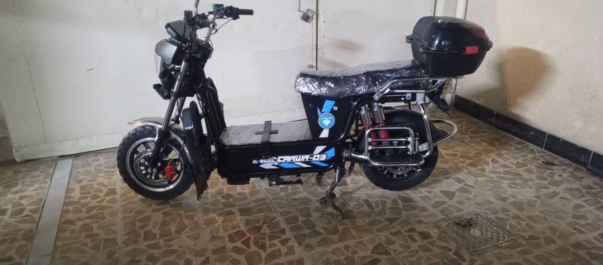 سلام عليكم موطور شحن للبيع السعر 450  وبي مجال  بطاريات عل فحص مكان فلوجه شهداء استفسار رقم  الهاتف ***********  ***********
