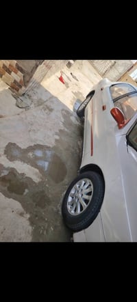 ورحمة سياره كرسته نفخ  93 شرط تبريد + مسجل حداده جديده كله جديد السيار...