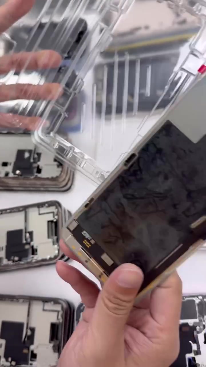 iPhone 13 to iPhone 17promax original second hand lcd screen housing back glass body back cover and parts  #applelcd #iphonelcd  #iphonedisplay #iphonerepair #iphonescreen #iphoneparts #applerepair #USA #China #Russia #U.K #France #Germany #Turkey #Israel #Netherlands #Finland #Poland #Kyrgyzstan #Belarus #Ukraine #Kazakhstan #Georgia #Iran #Iraq #Turkmenistan #Thailand #Vietnam #Cambodia #Philippines #Malaysia #Singapore #Indonesia #Australia 🇧🇪🇰🇷🇫🇰🇧🇴🇵🇱🇫🇷🇮🇸🇫🇴🇮🇱🇨🇴🇴🇲🇪🇨🇵🇫🇩🇪🇨🇳🇨🇦🇰🇵🇺🇸🇦🇪🇦🇷🇧🇷🇦🇼🇦🇹🇺🇦🇬🇧🇫🇷🇱🇹🇳🇿🇸🇬🇲🇾🇯🇵


**إذا كنت صاحب هذا الإعلان وتريد حذفه لأي سبب، رجاءا أرسل رسالة إلى الدعم الفني**